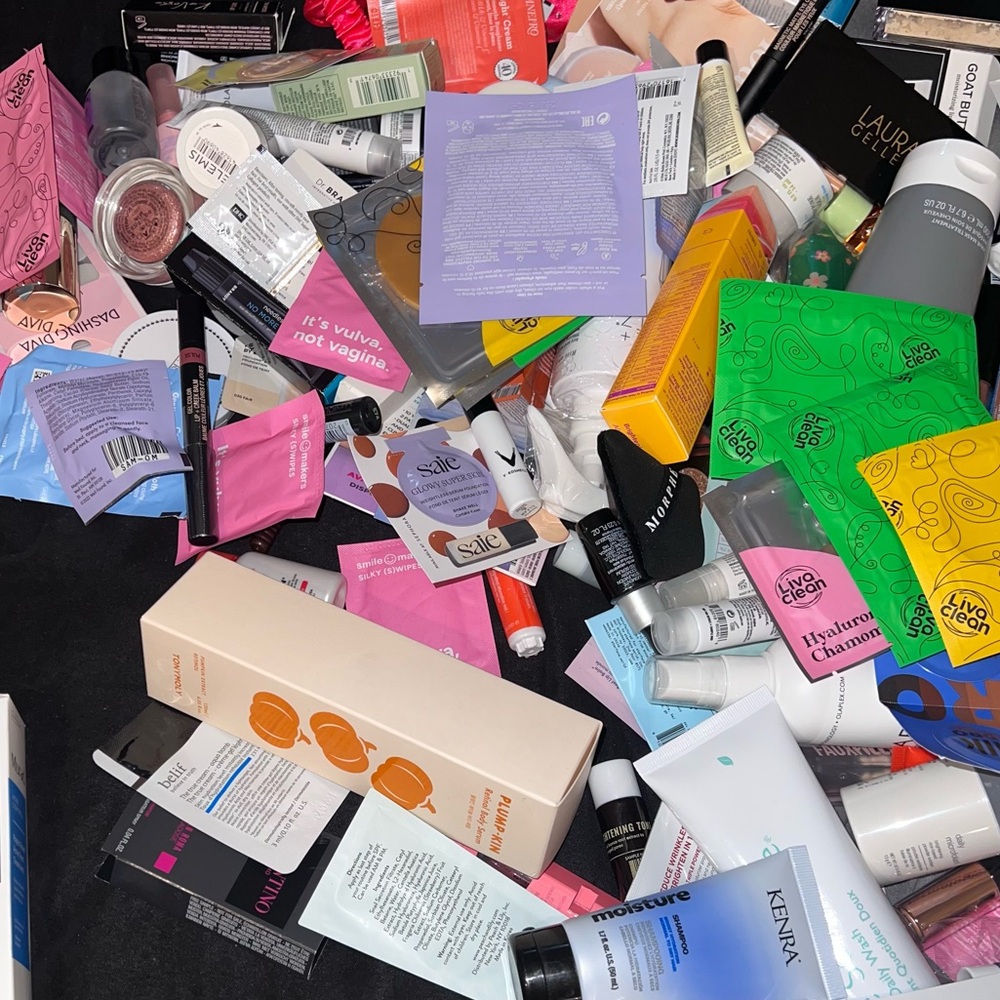 🩷🩷MYSTERY BEAUTY BAGS🩷🩷